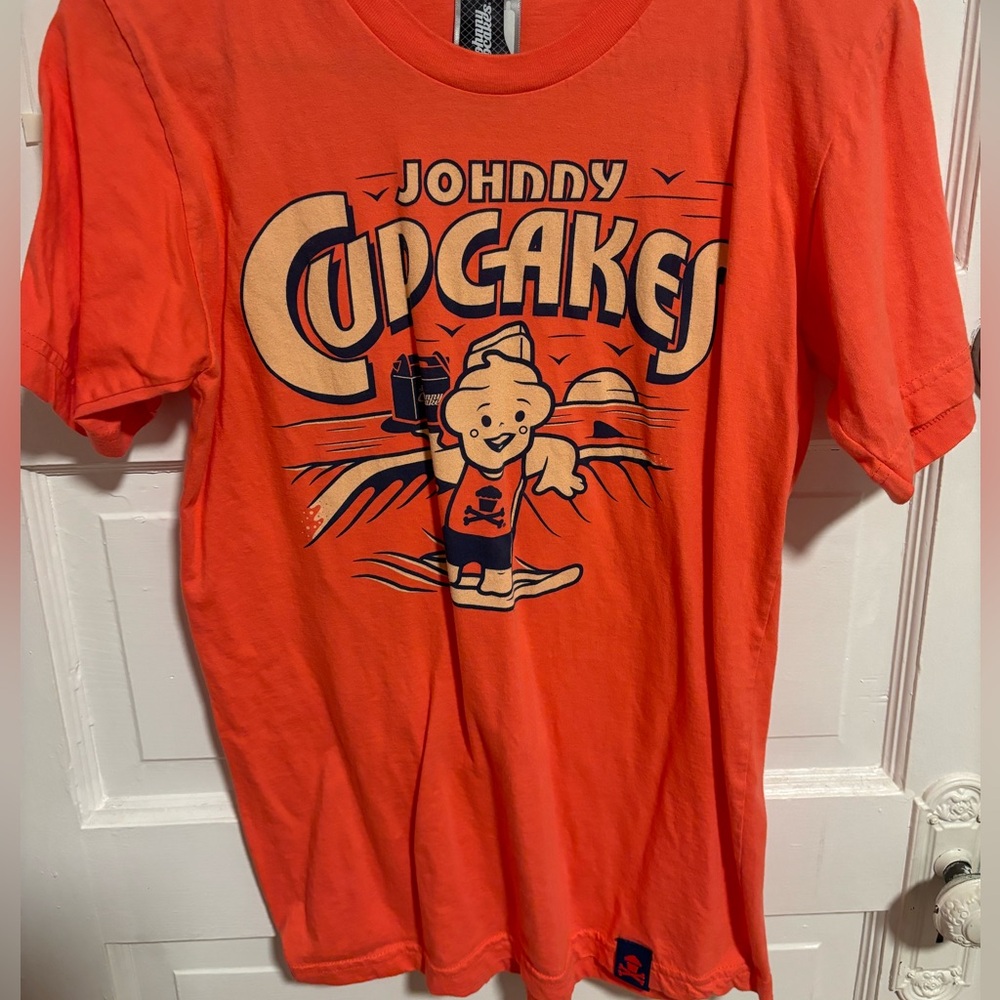 Johnny Cupcakes Beach Bou Tee - Men's Small
